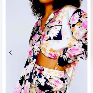New Nasty Gal Satin Floral Print Color Block Pajama Set $90 
Lose fitting